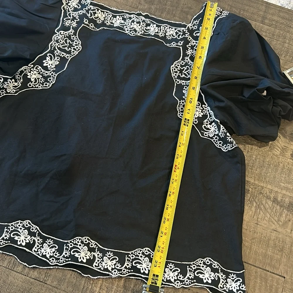 Anthropologie Embroidered Linen Tunic Top Black White Boho Cottagecore Summer L